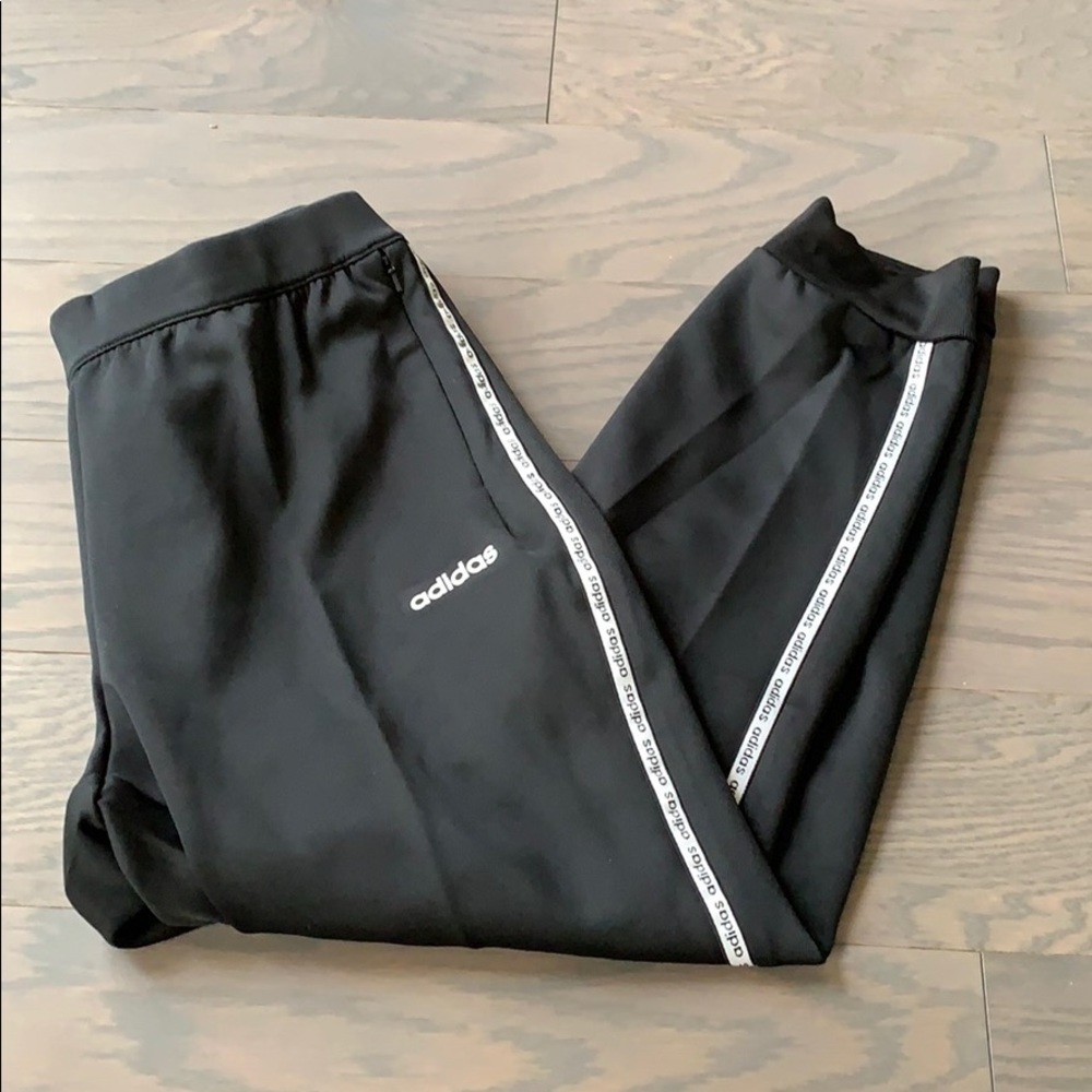 NWT Adidas Celebrate 90s 7/8 Pants Joggers - Picture 2 of 7